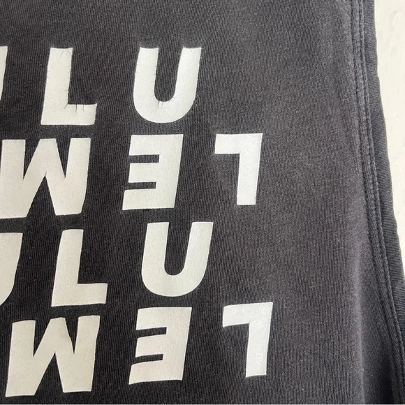 lululemon muscle crop tank - Picture 2 of 4